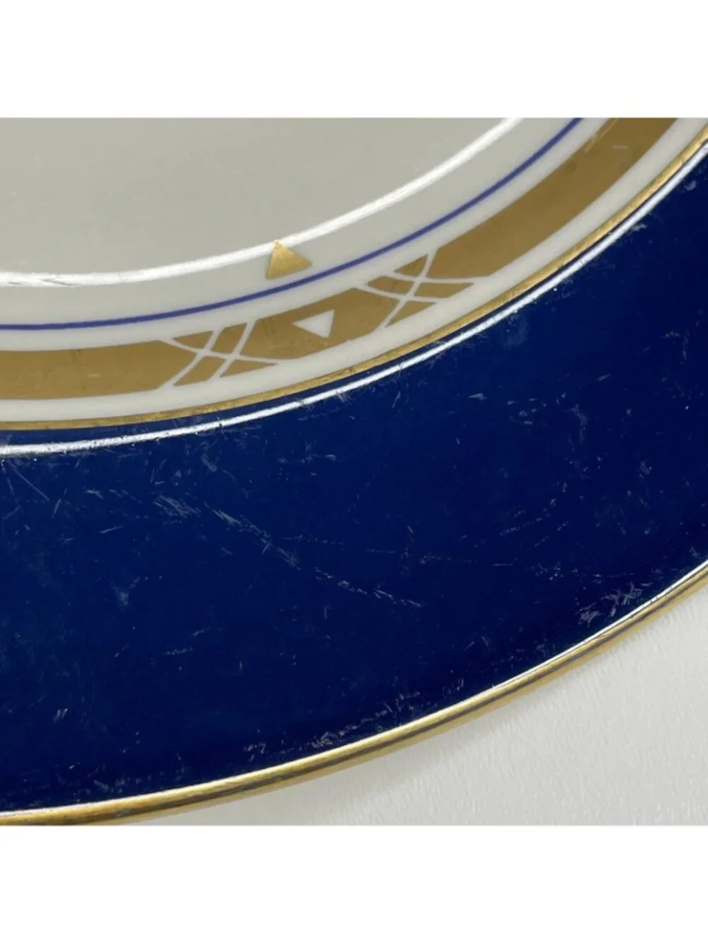 Homer Laughlin Presidential Dinner Plate, Gold Eagle from 1990, Some Scratches